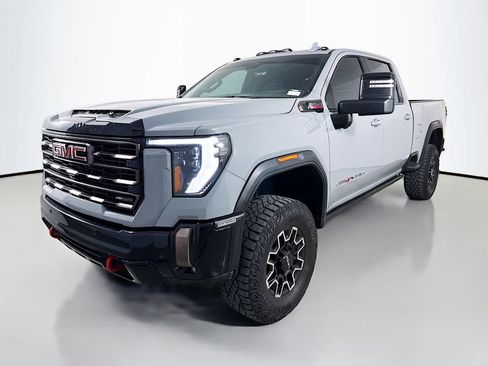 Used 2024 GMC Sierra 2500 AT4X AWD/4WD image 3