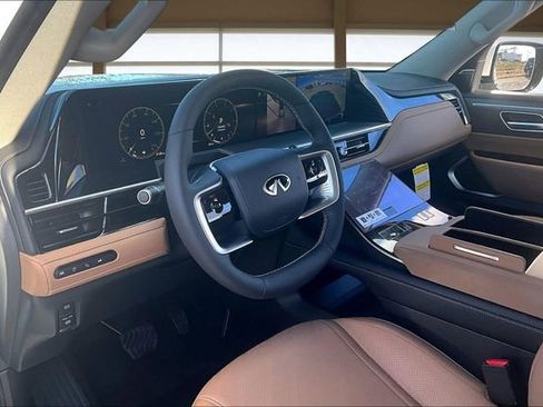New 2026 INFINITI QX80 Luxe RWD image 14