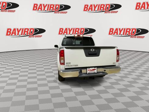 Used 2019 Nissan Frontier SV RWD image 7