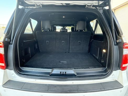Used 2018 Ford Expedition Max XLT w/ Equipment Group 202A image 25