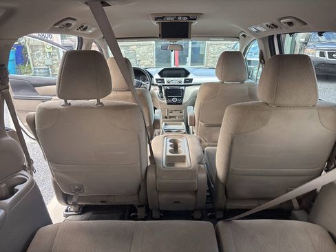 Used 2016 Honda Odyssey SE image 20