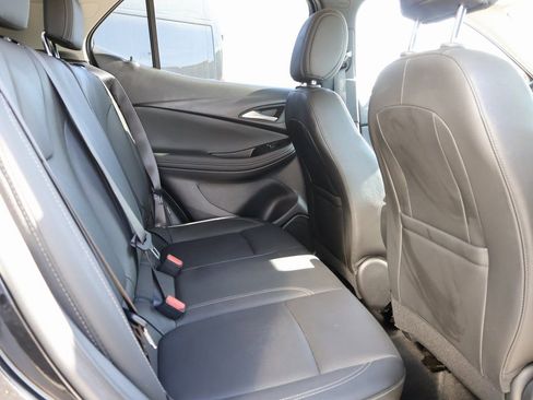 Used 2024 Buick Encore GX Sport Touring image 12