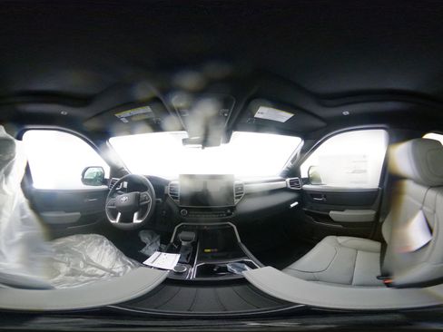 New 2026 Toyota Tundra Limited AWD/4WD image 33