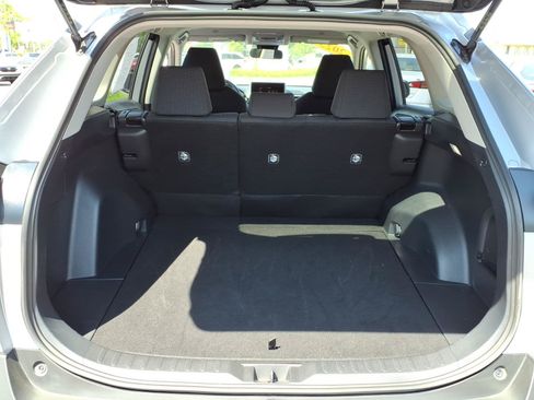 Used 2025 Toyota RAV4 LE AWD/4WD image 11