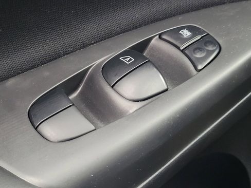 Used 2019 Nissan Sentra S FWD image 27