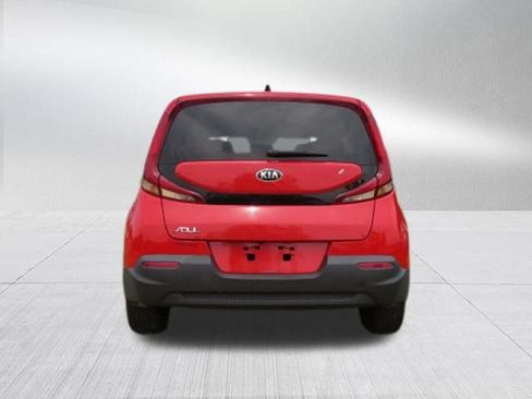 Used 2021 Kia Soul LX FWD image 4