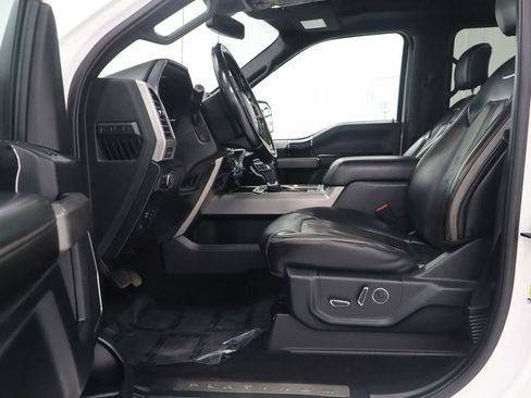 Used 2020 Ford F150 Platinum w/ Technology Package image 12