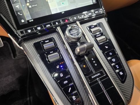 Used 2023 Aston Martin DBX 707 image 15