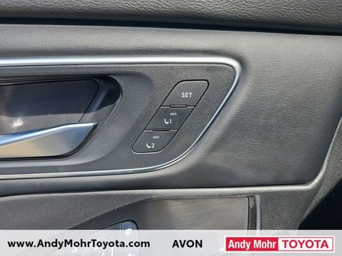 Used 2025 Nissan Rogue Platinum w/ Tech Package image 13