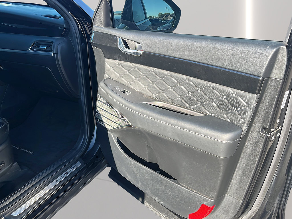 Used 2022 Hyundai Palisade Calligraphy w/ Cargo Package FWD image 16