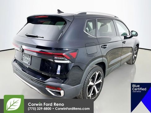 Used 2025 Volkswagen Taos SEL image 9