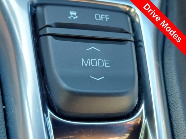 Used 2023 Chevrolet Camaro SS RWD image 10