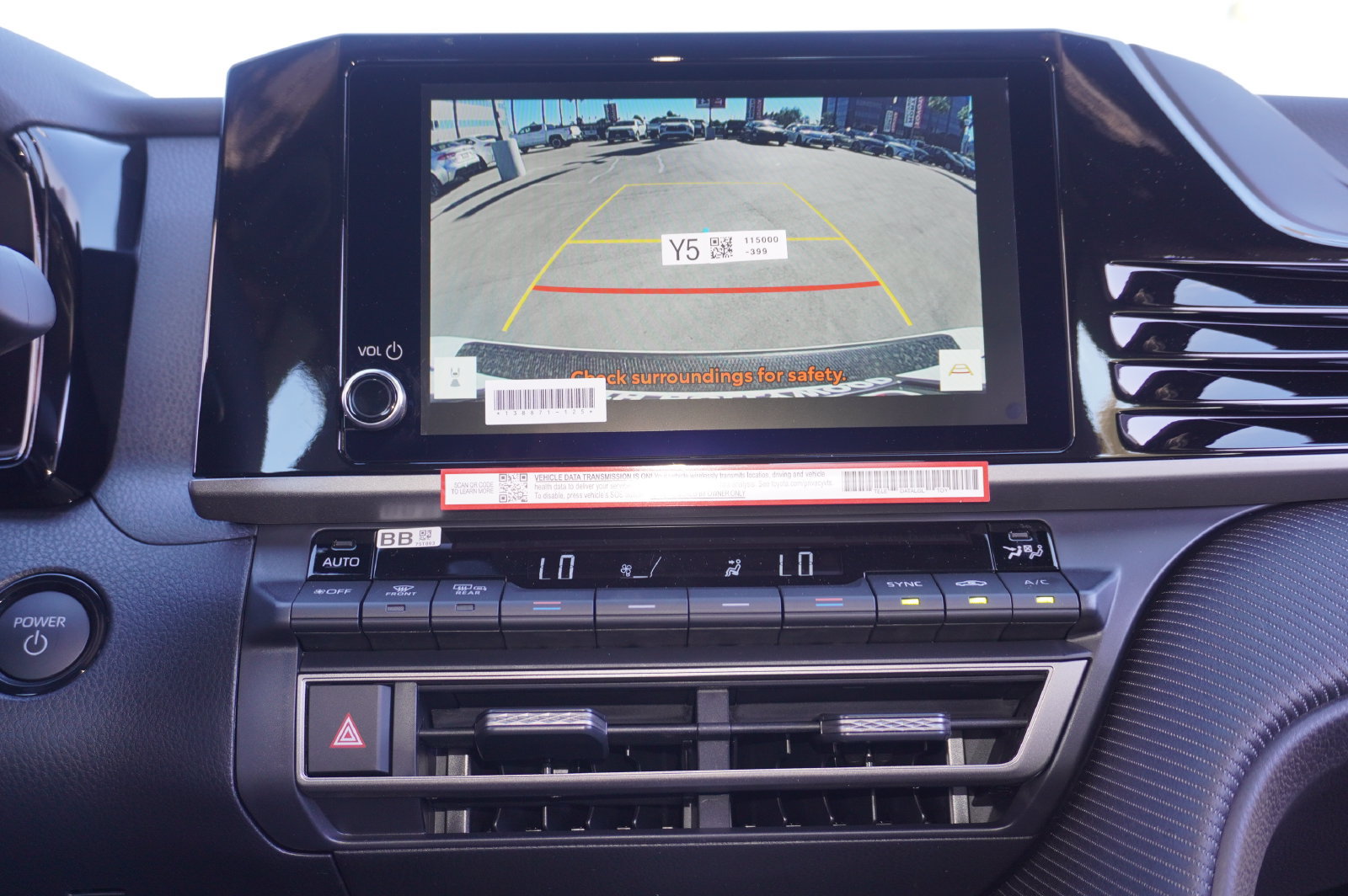 Used 2026 Toyota Camry Hybrid w/ Convenience Package FWD image 15
