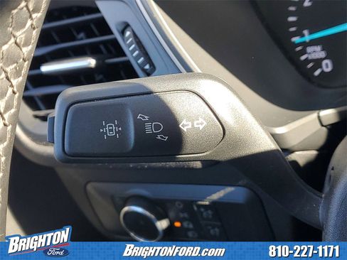 Used 2022 Ford Escape SE w/ Cold Weather Package image 18