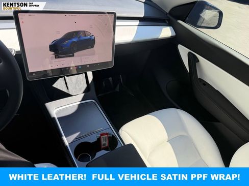 Used 2022 Tesla Model Y Performance image 18