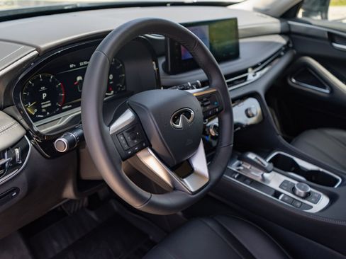 Certified 2026 INFINITI QX60 Luxe w/ Cargo Package FWD image 9