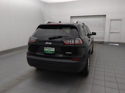 Used 2019 Jeep Cherokee Latitude w/ Popular Appearance Group image 7