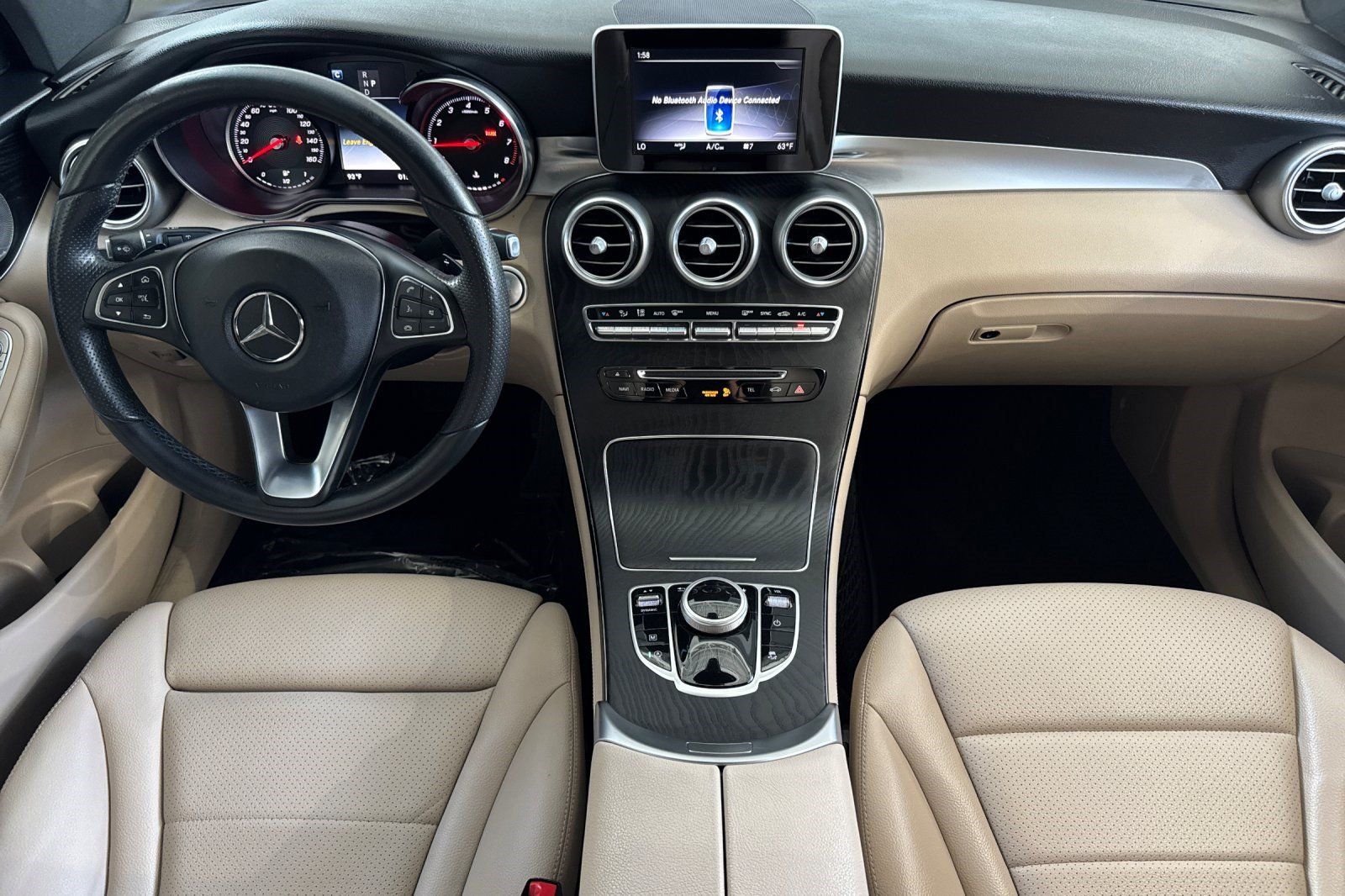 Used 2018 Mercedes-Benz GLC 300 4MATIC image 17