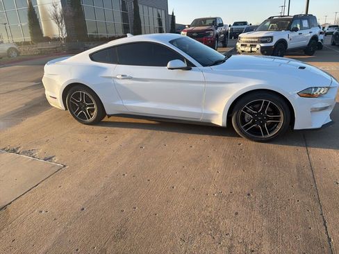 Used 2023 Ford Mustang Premium image 14