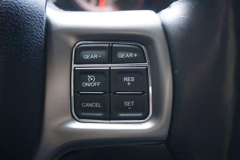 Used 2022 RAM 1500 Warlock AWD/4WD image 38