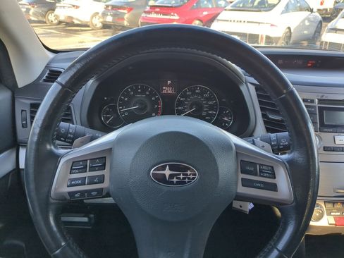 Used 2012 Subaru Outback 2.5i Premium w/ All-Weather Pkg image 18