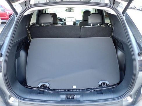 Certified 2025 Ford Escape Platinum w/ Premium Technology Package image 9