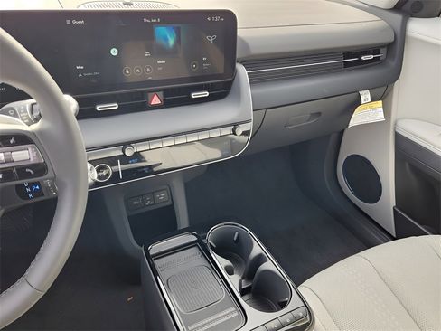 New 2026 Hyundai Ioniq 5 Limited image 16