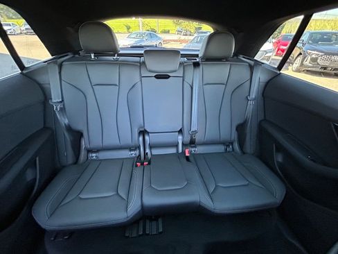 New 2025 Audi Q8 Premium image 56