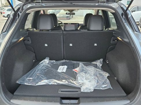 New 2026 Nissan Kicks SR FWD image 11