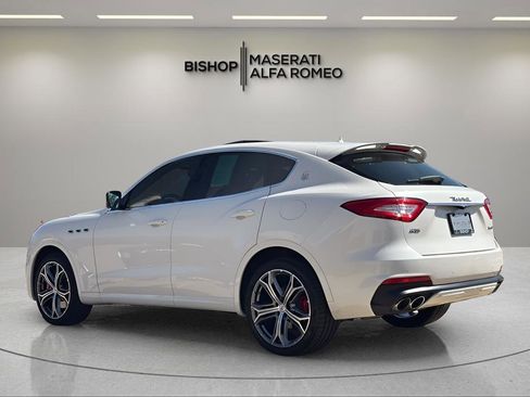Used 2020 Maserati Levante GTS image 5