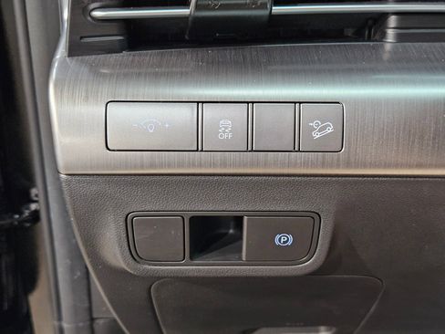 Used 2024 Hyundai Kona SEL FWD image 25