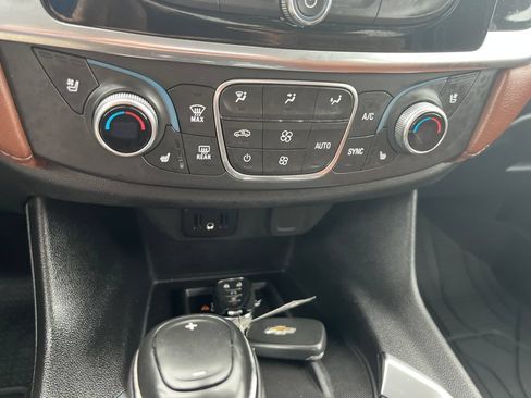 Used 2019 Chevrolet Traverse High Country AWD/4WD image 21