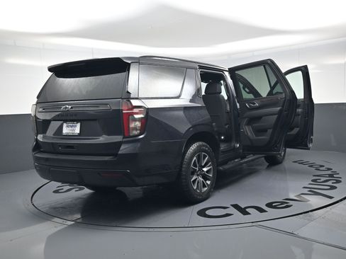 Used 2023 Chevrolet Tahoe Z71 w/ Luxury Package image 27