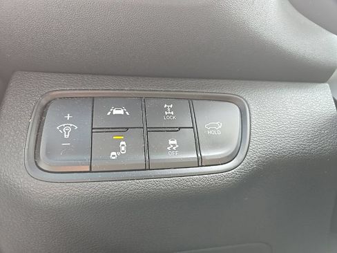 Used 2020 Hyundai Santa Fe Limited AWD/4WD image 14