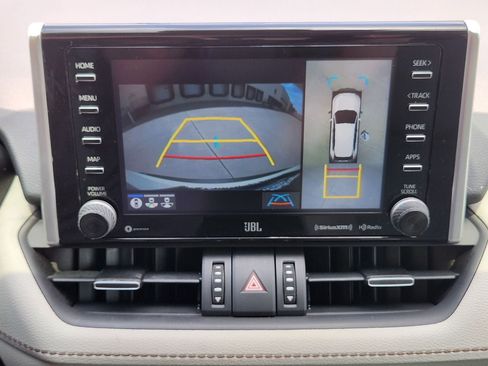 Used 2021 Toyota RAV4 Limited AWD/4WD image 15