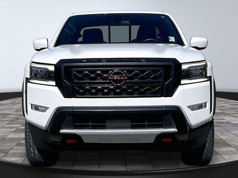 Used 2022 Nissan Frontier Pro-X RWD image 3