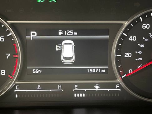 Used 2022 Kia Sorento S image 17