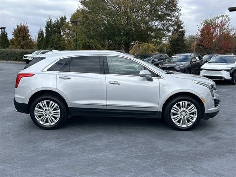 Used 2019 Cadillac XT5 Premium Luxury image 3