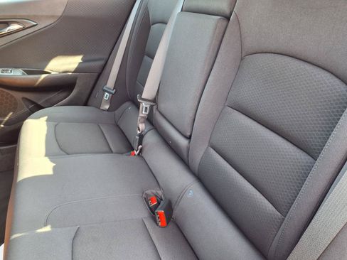Used 2025 Chevrolet Malibu LT FWD image 7
