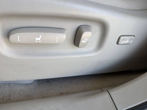 Used 2010 Lexus RX 350 2WD image 18