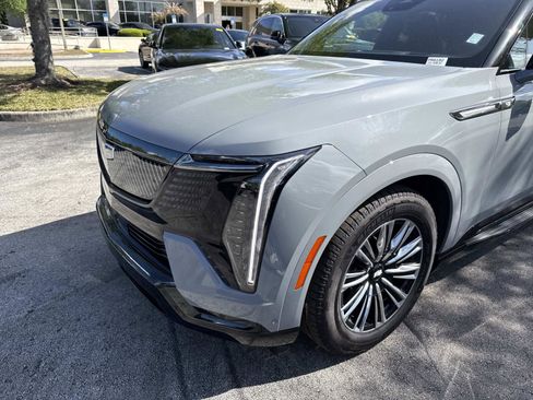 Used 2026 Cadillac Escalade IQ Sport 1 AWD/4WD image 9