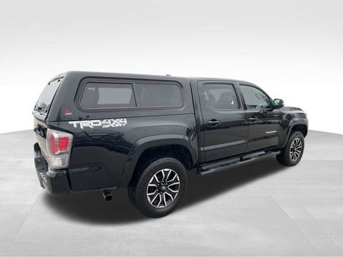 Used 2023 Toyota Tacoma TRD Sport w/ Technology Package image 7