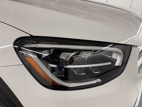 Certified 2022 Mercedes-Benz GLC 300 4MATIC image 11