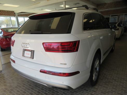 Used 2019 Audi Q7 3.0T Premium Plus image 4