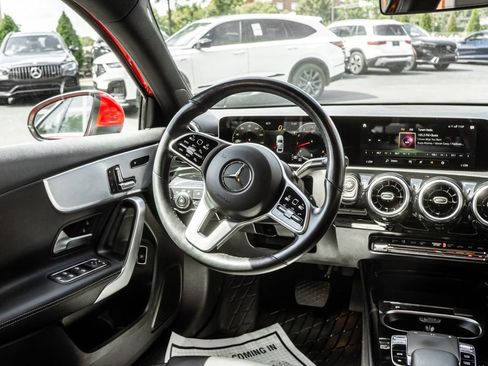 Used 2020 Mercedes-Benz A 220 4MATIC image 12