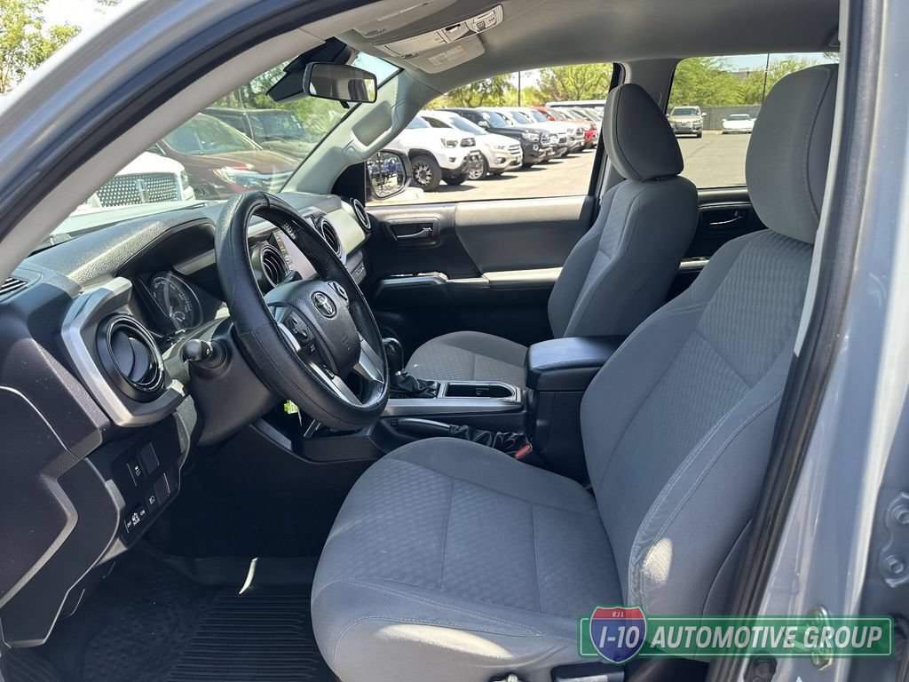 Used 2021 Toyota Tacoma SR5 RWD image 17