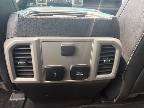 Used 2019 Ford F150 Lariat AWD/4WD image 13