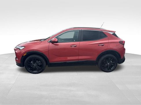Used 2024 Buick Encore GX Sport Touring image 7