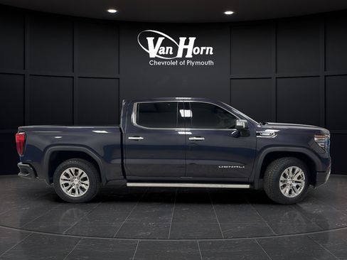 Used 2022 GMC Sierra 1500 Denali AWD/4WD image 8