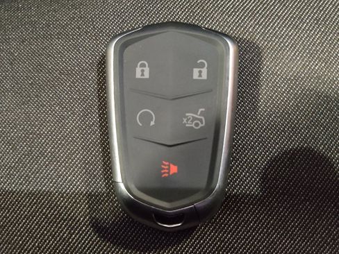 Used 2019 Chevrolet Equinox LT AWD/4WD image 32